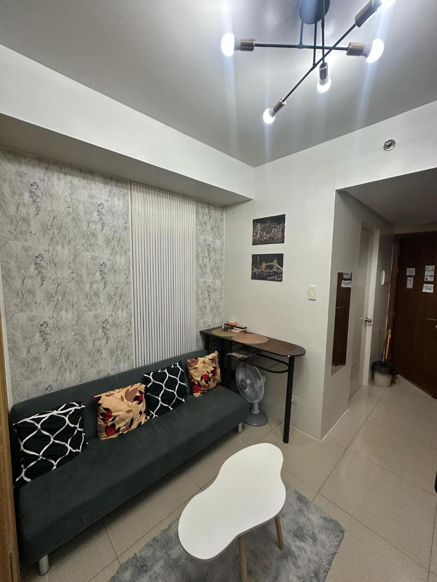 Shell Residences Pool View Apartment Manila