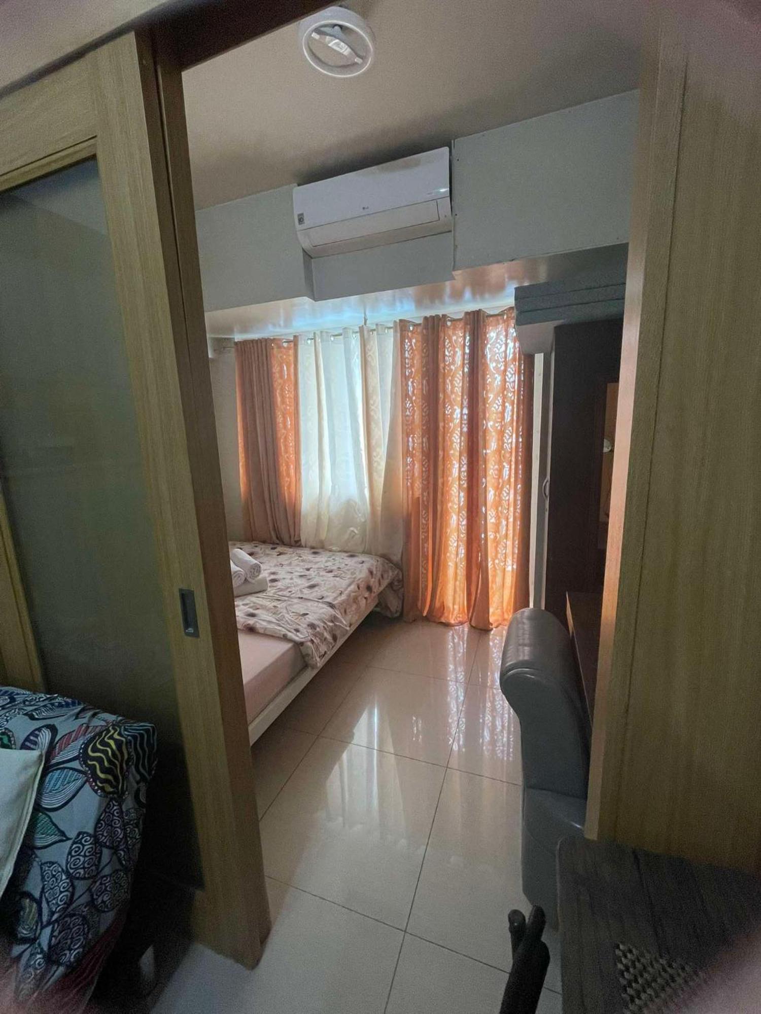 1441-pool View 1br 1 Sofa Bed 1 Extra Mattress