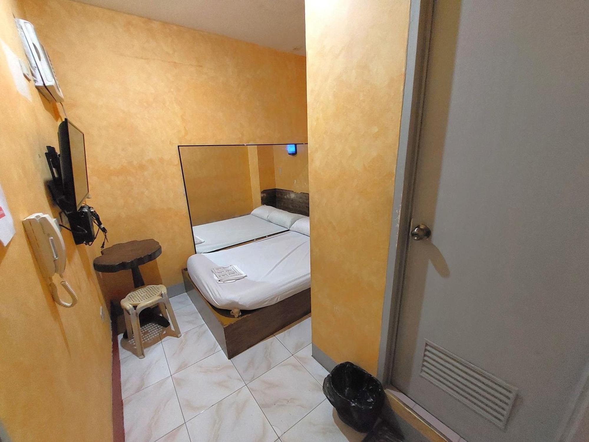 Hotel Mct Manila