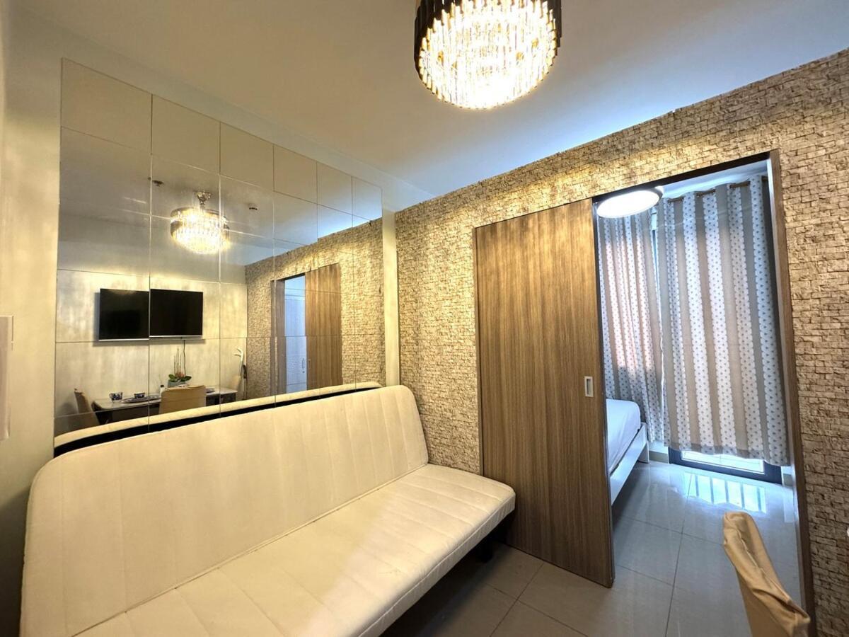 Apartment Shore 2 Residences 1925 Walk Away From Sm Mall Of Asia, Ikea, Smx And Close To Ocean Park & Picc Manila