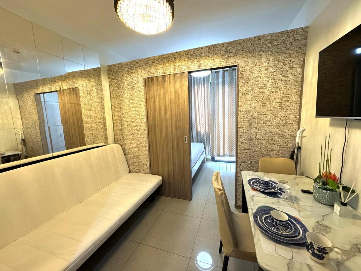 Shore 2 Residences 1925 Walk Away From Sm Mall Of Asia, Ikea, Smx And Close To Ocean Park & Picc Manila