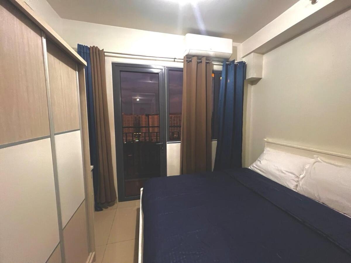 Mall Of - Aseana And Cheap Apartment Manila
