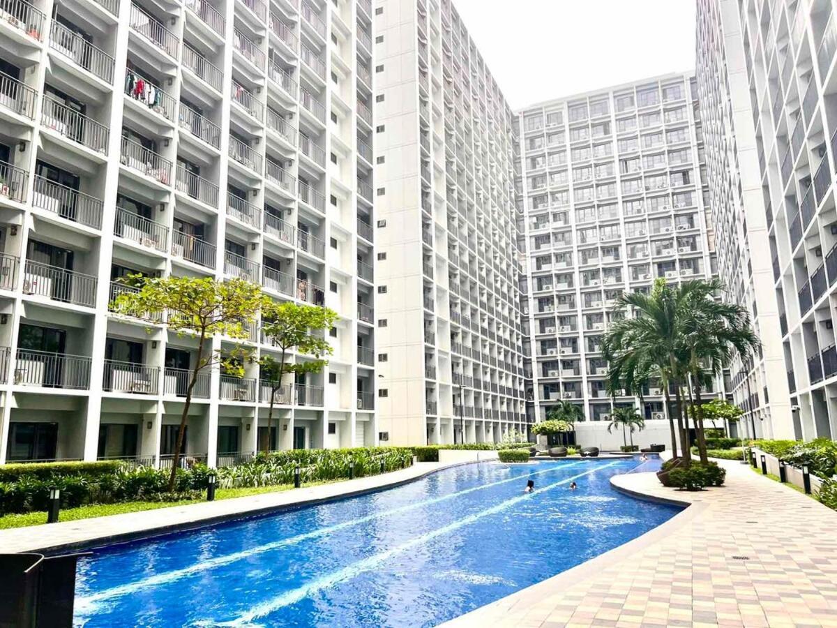 Mall Of - Aseana - Walking Distance To Mall Manila