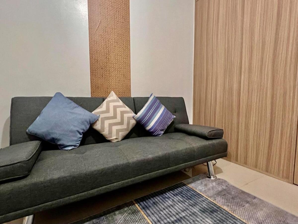 Moa - Pasay Cheap Apartment