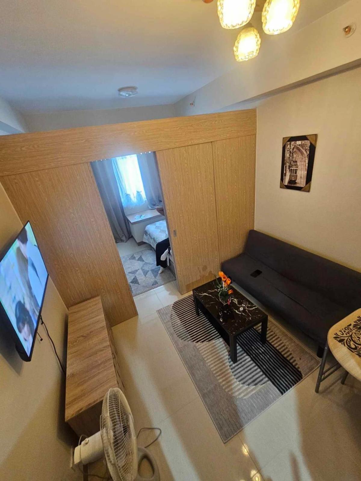 Smdc Field Residences Unit Apartment *