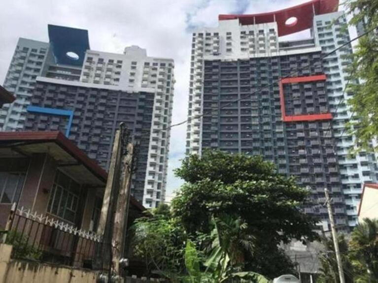 Casa Tagpuan At Manhattan Heights *