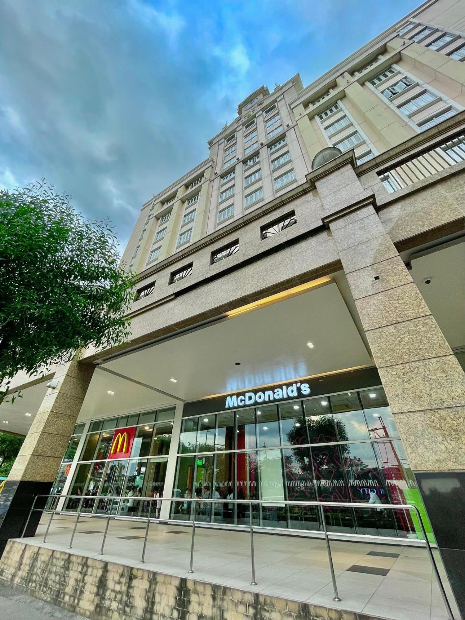 Caelus Aerie - 101 Newport Mnl Near Naia Terminal 3 Manila