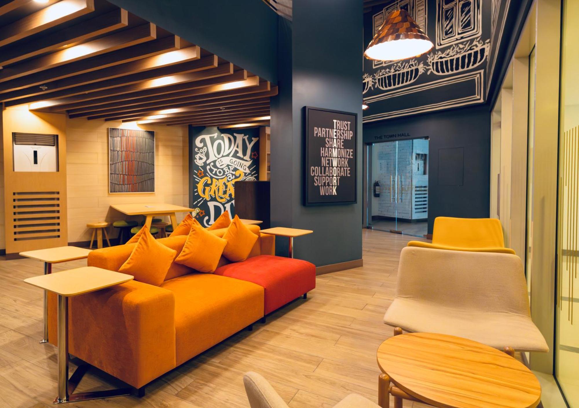 Cozy Flat At Makati S Coolest St Aparthotel