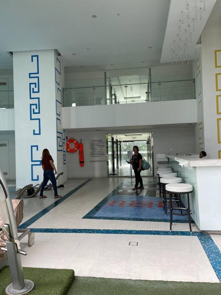 Aparthotel Makati Centre