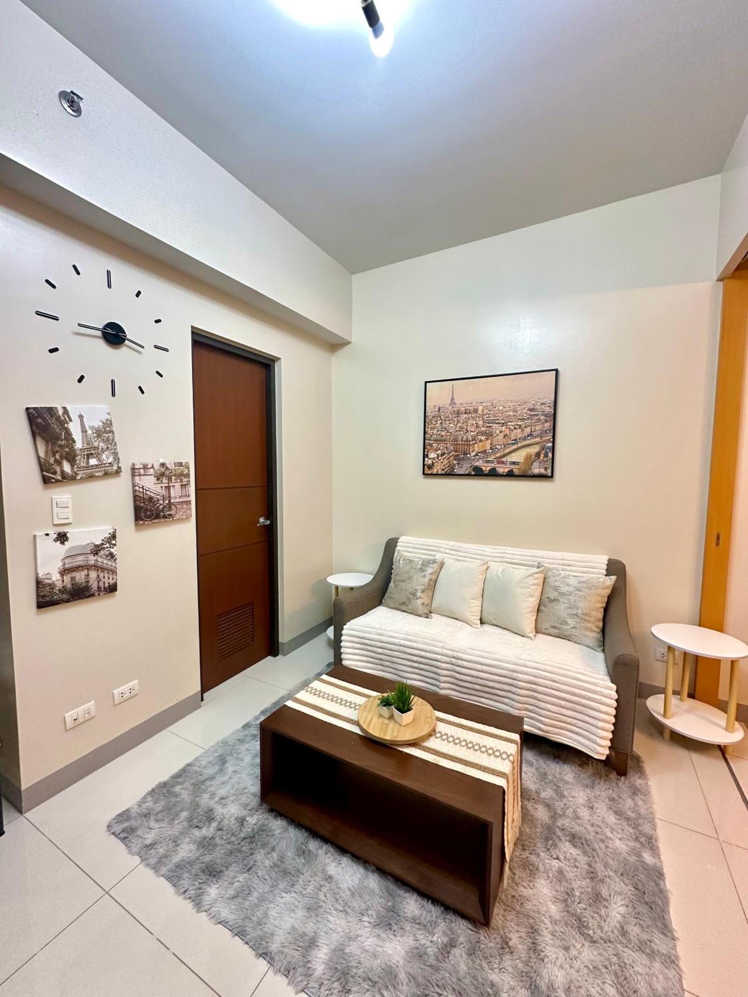 Aparthotel Cozy Minimalist At One Uptown Residences Bgc *