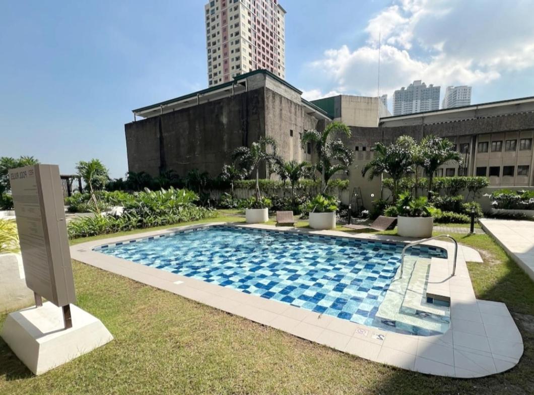 Apartment Staycation At Red *