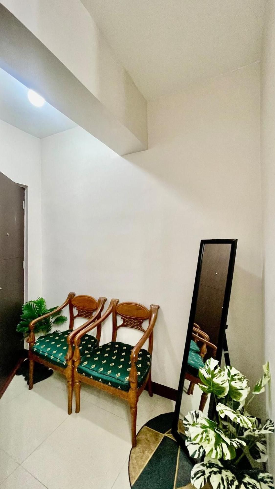Bgc Venice Grand Canal Staycation Manila