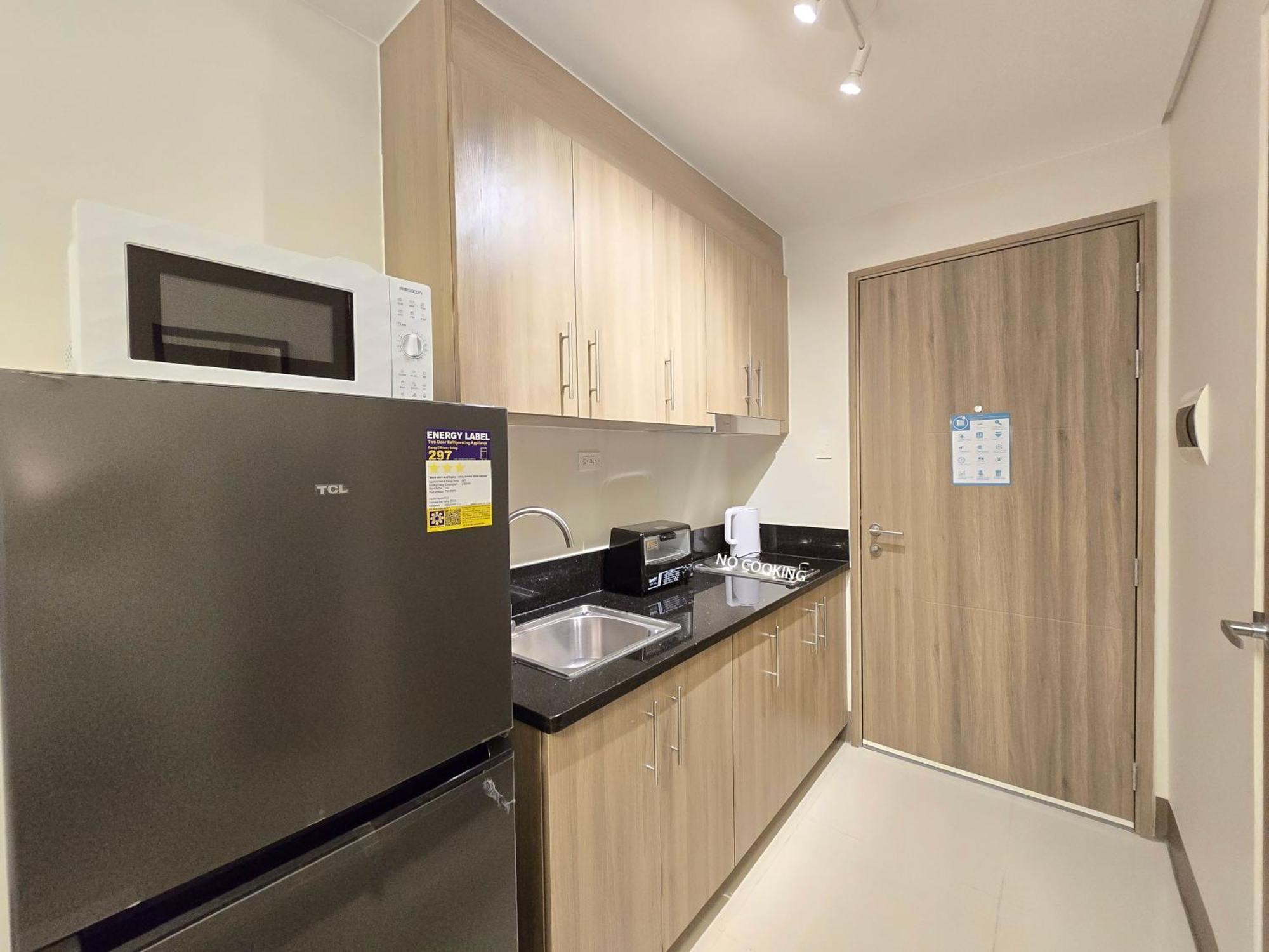 1br Unit Condotel W Balcony Fame Residences #fm10