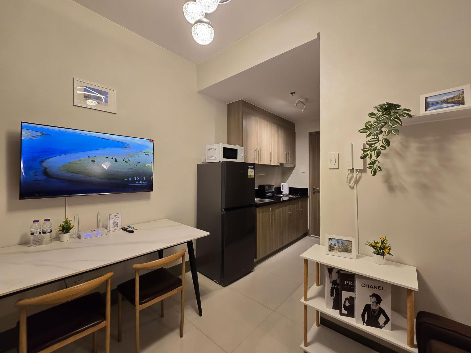 1br Unit Condotel W Balcony Fame Residences #fm10 Apartment