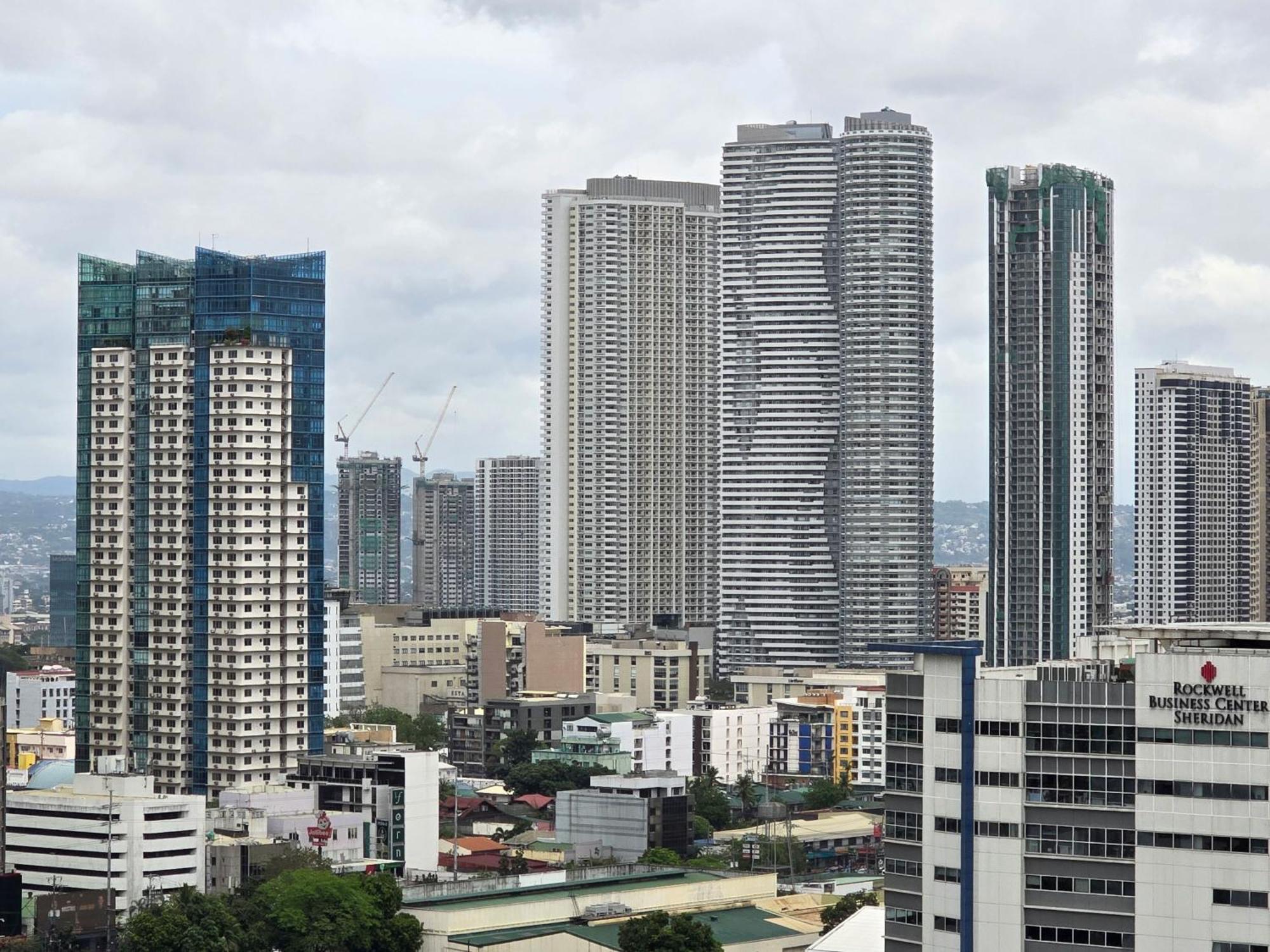 1br Unit Condotel W Balcony Fame Residences #fm10 Apartment *