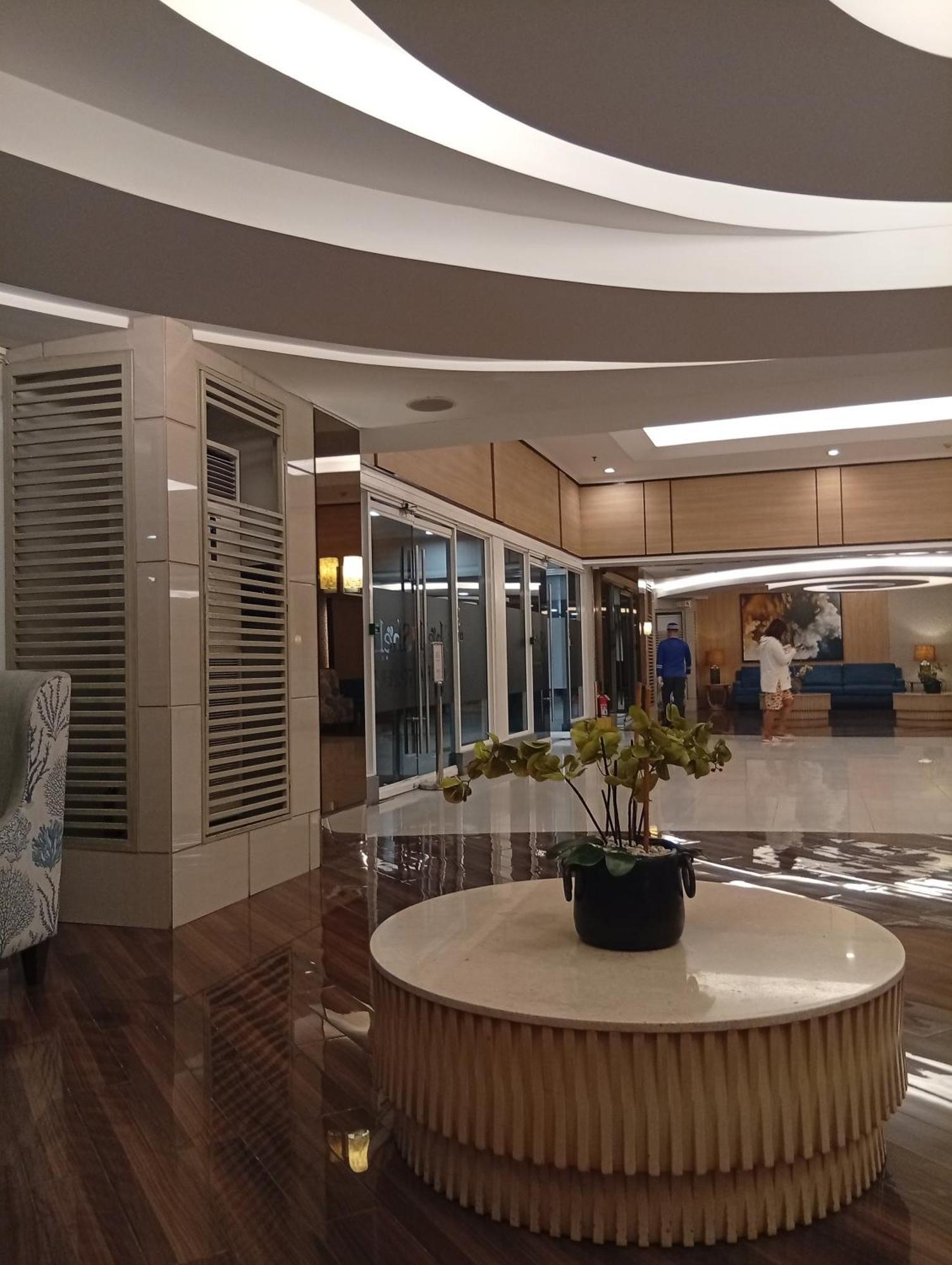 Shell Moa - Jhem Aparthotel *