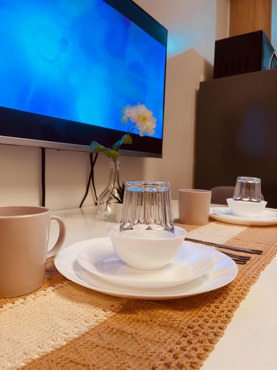 Primrose At Shore 2 Residences 1br * Manila