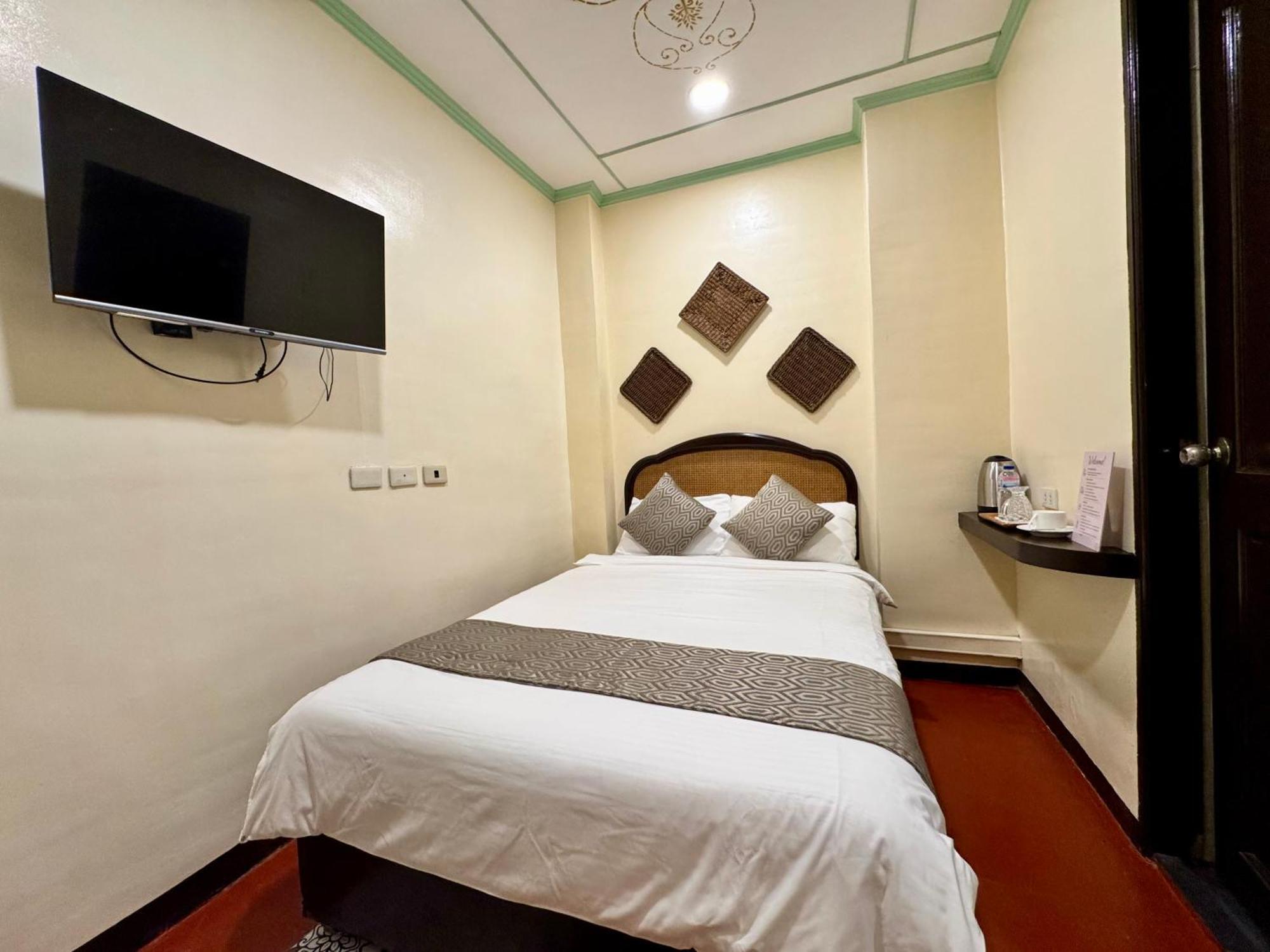 Park Avenue Guest House 2443 Pasay City Guest house 2*