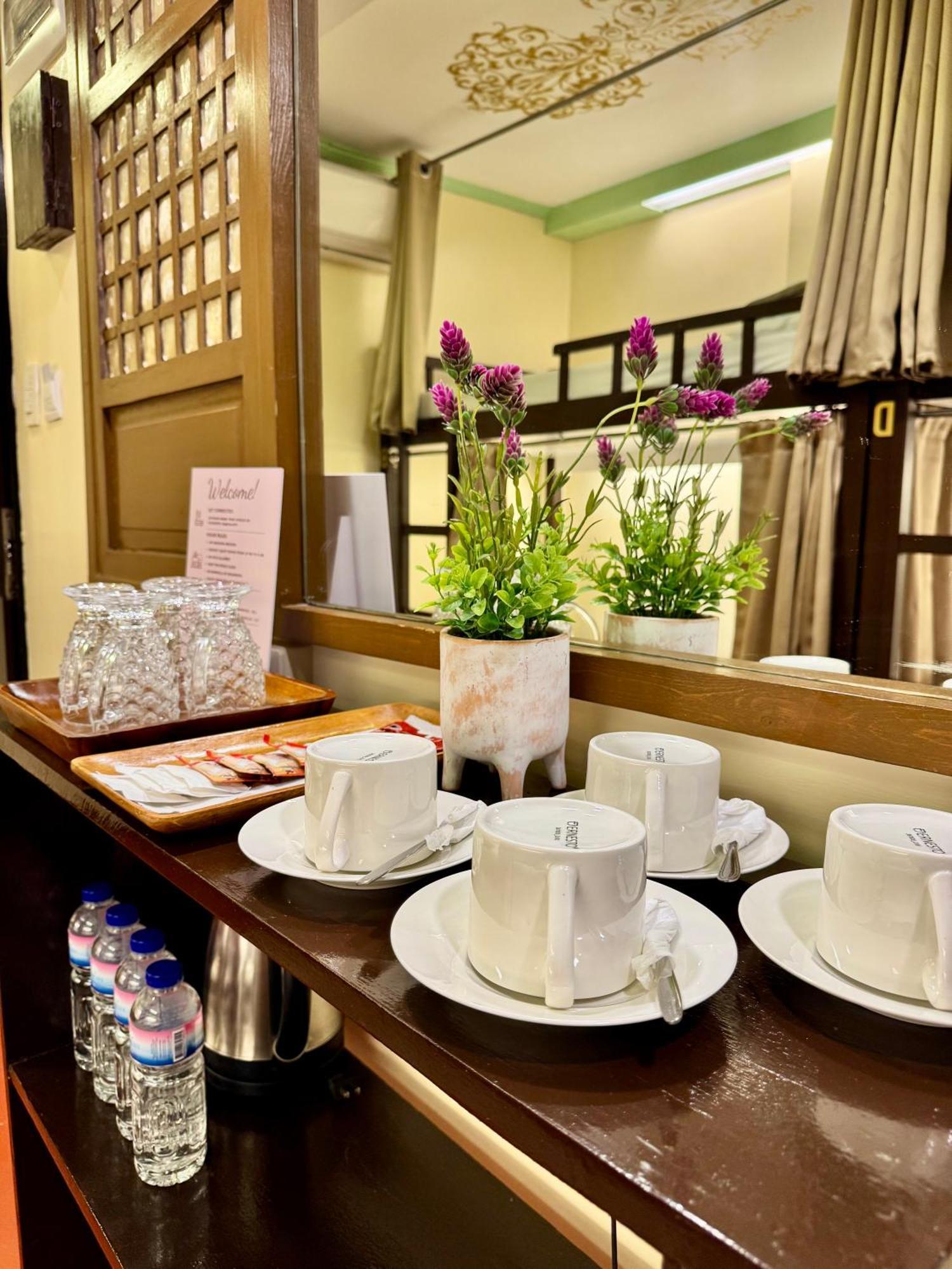 Park Avenue Guest House 2443 Pasay City Manila