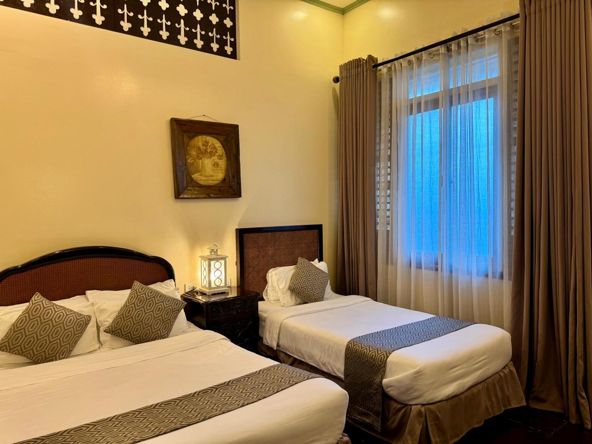 Park Avenue Guest House 2443 Pasay City 2*