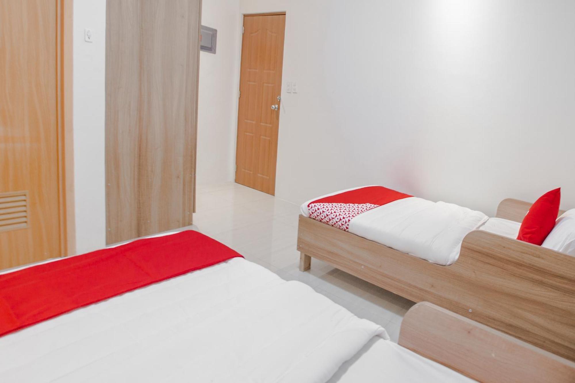 Oyo 605 The Quarters Hotel 2*
