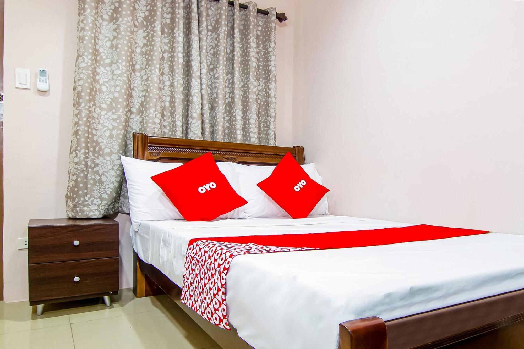 Oyo 766 Ichehan Hotel Manila