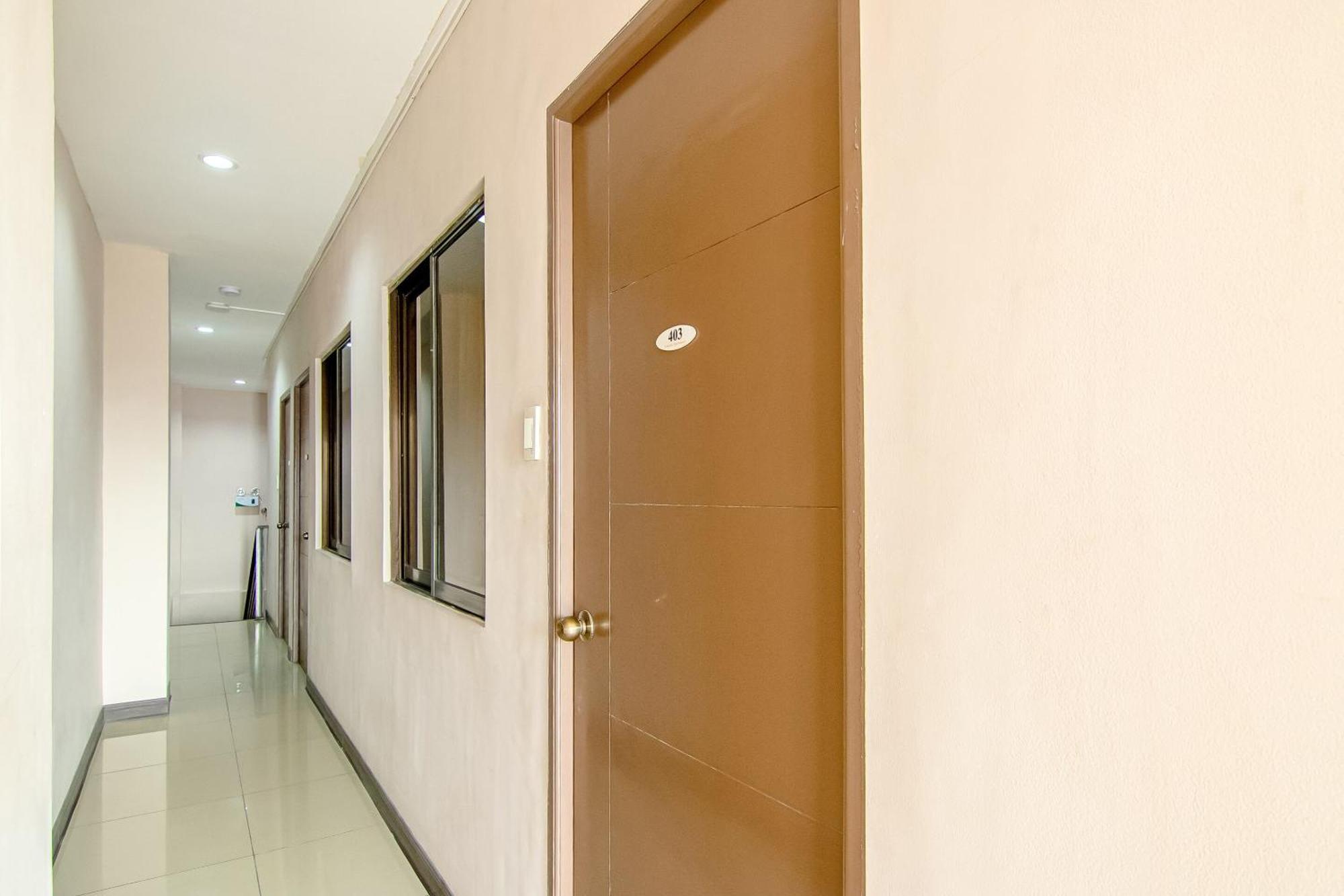 Oyo 766 Ichehan Hotel 2*