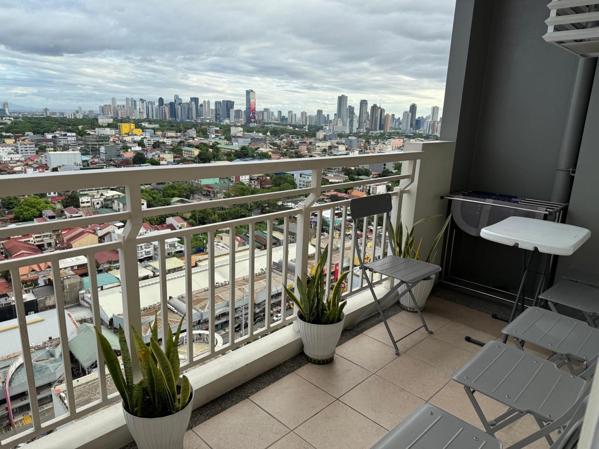 Apartment Dmci Theorabella Qc, 1 Bedroom W/bal In Cubao38sqm
