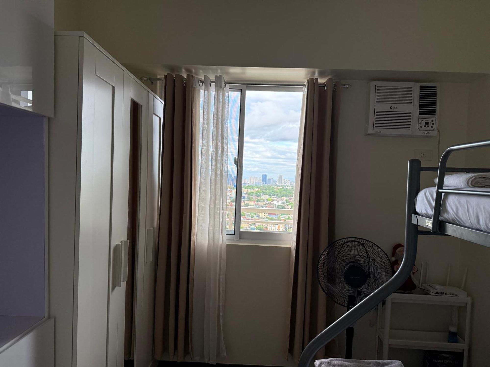 Dmci Theorabella Qc, 1 Bedroom W/bal In Cubao38sqm Apartment *