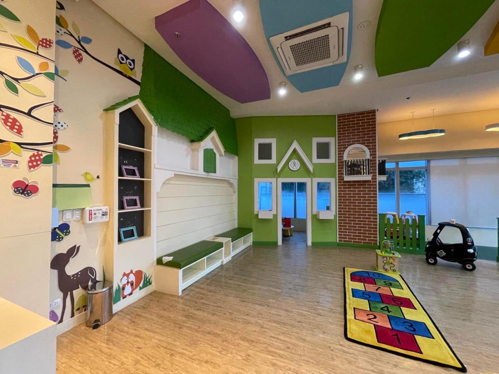 Cozy 1 Bedroom In Uptown Bgc * Manila