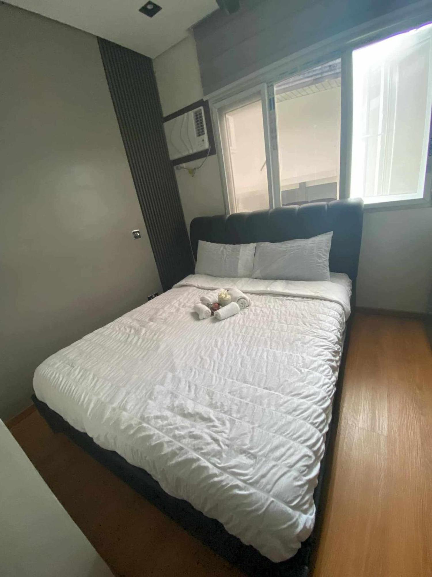 Entire Greenview Executive Village 3 Bedroom * Manila