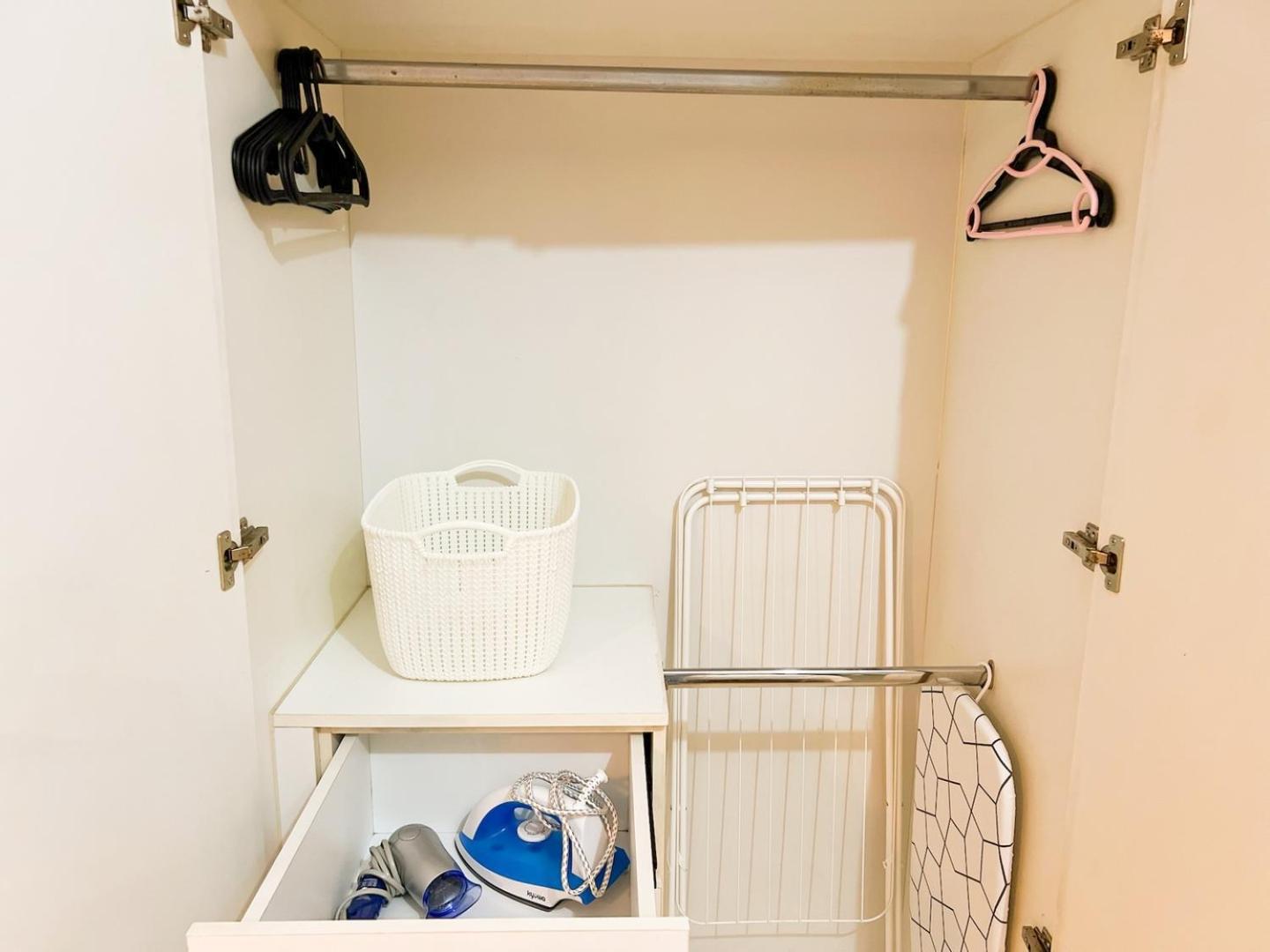 Cozy Bgc Condo, Venice Grand Canal #vlrtc18e Holiday home Manila