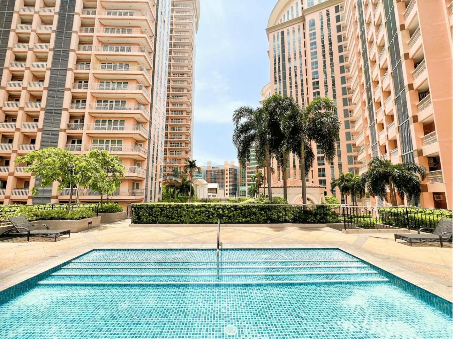 Cozy Bgc Condo, Venice Grand Canal #vlrtc18e Holiday home *