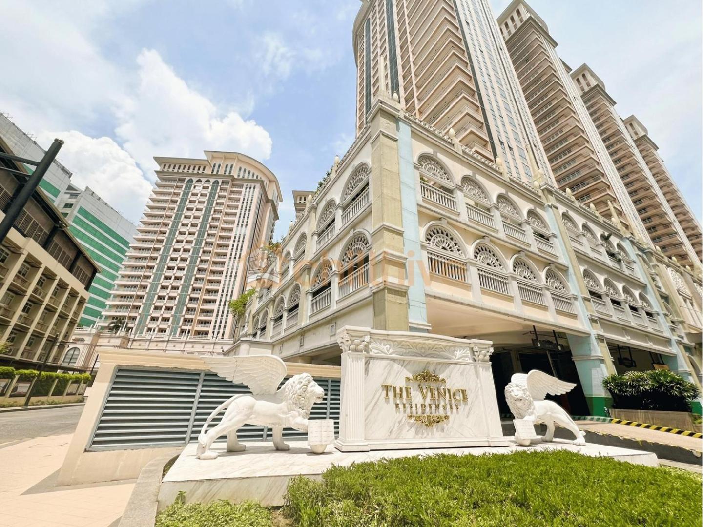 Cozy Bgc Condo, Venice Grand Canal #vlrtc18e Holiday home