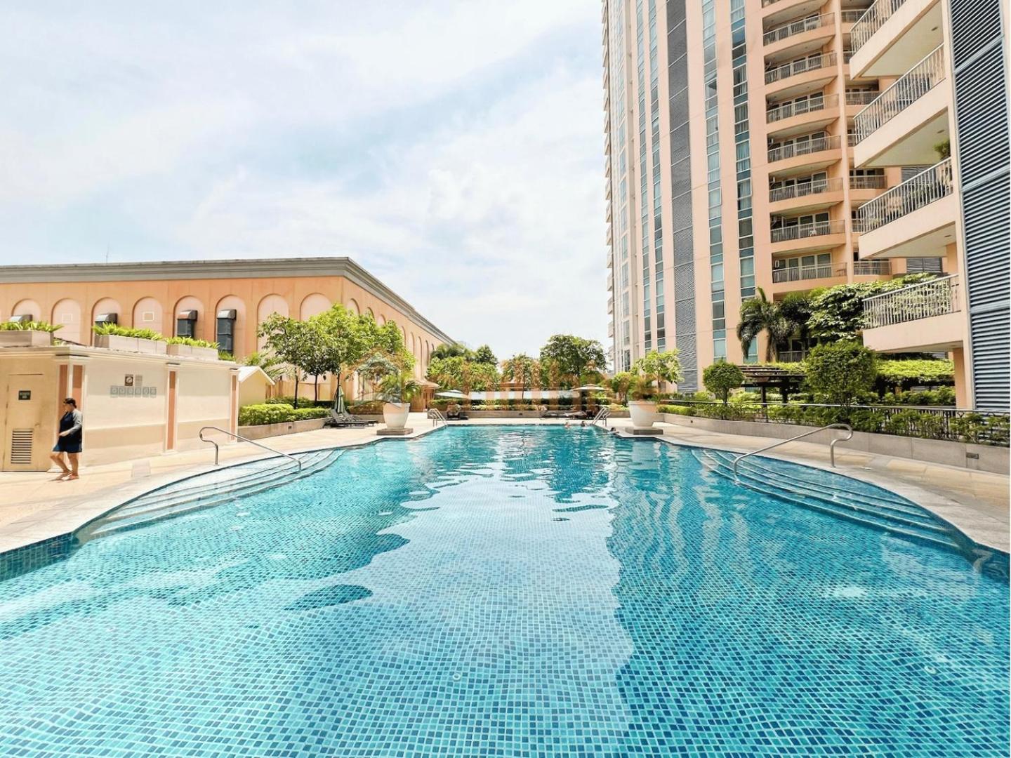 Cozy Bgc Condo, Venice Grand Canal #vlrtc18e Holiday home Manila