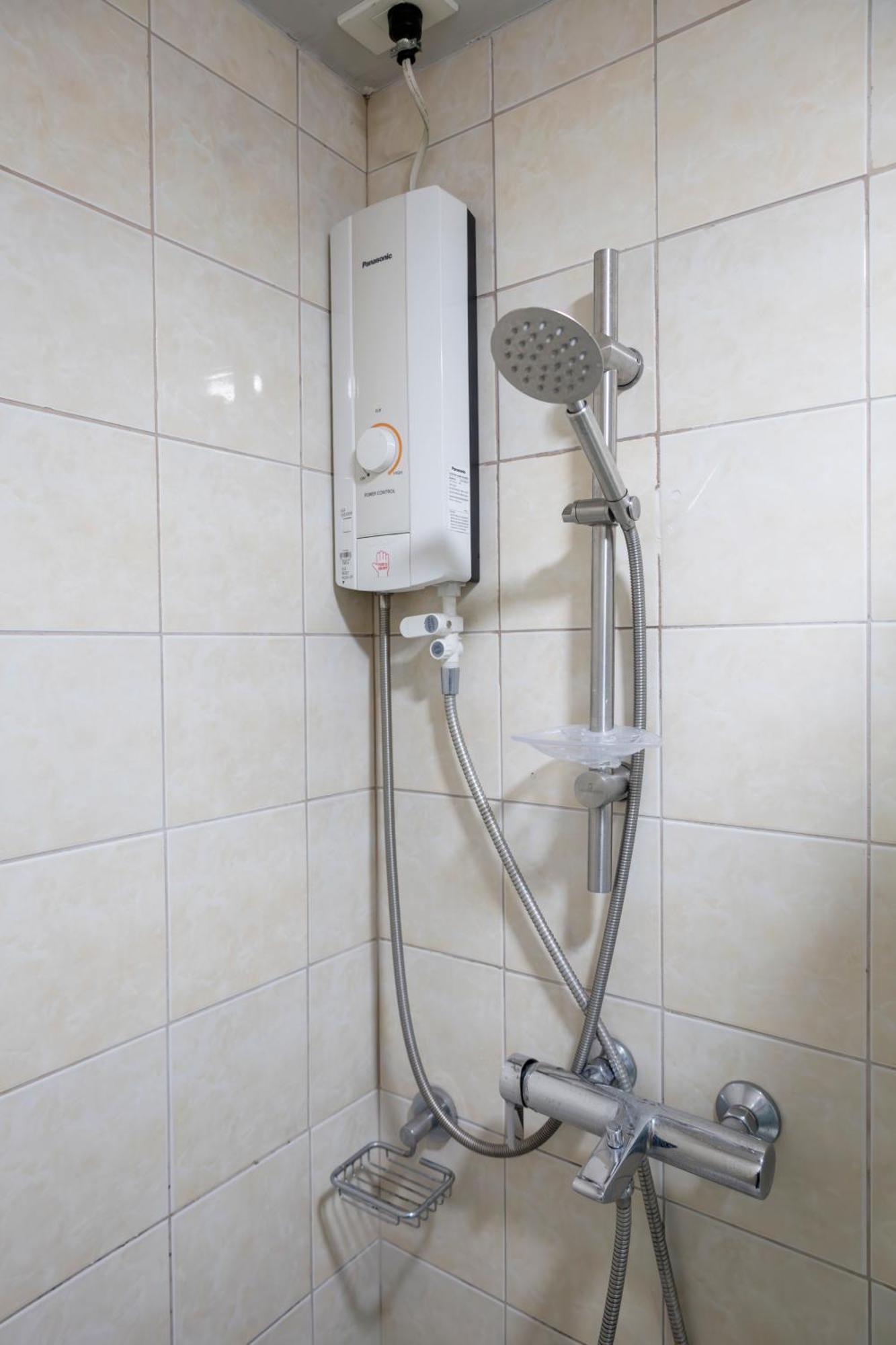 Forbeswood Parklane 1br With Golf View * Manila
