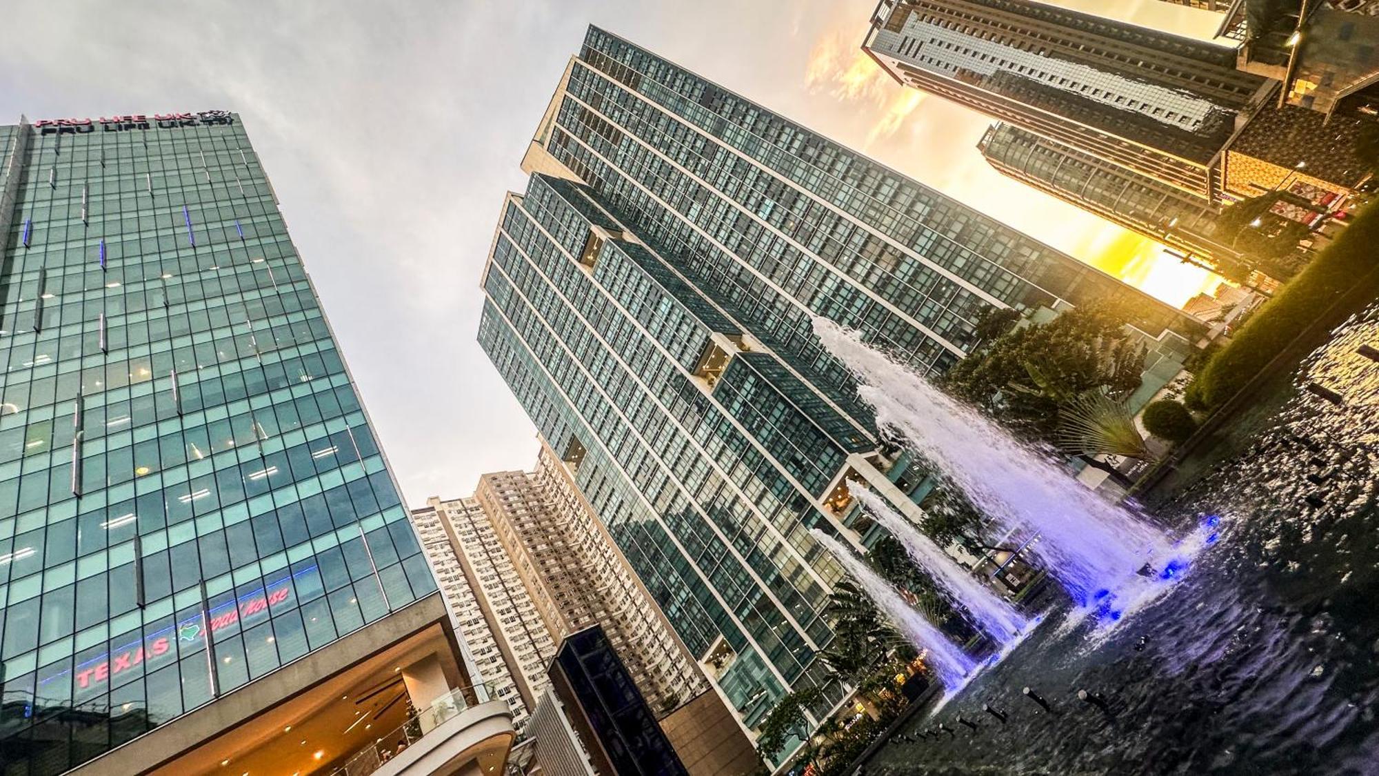 Forbeswood Parklane 1br With Golf View * Manila