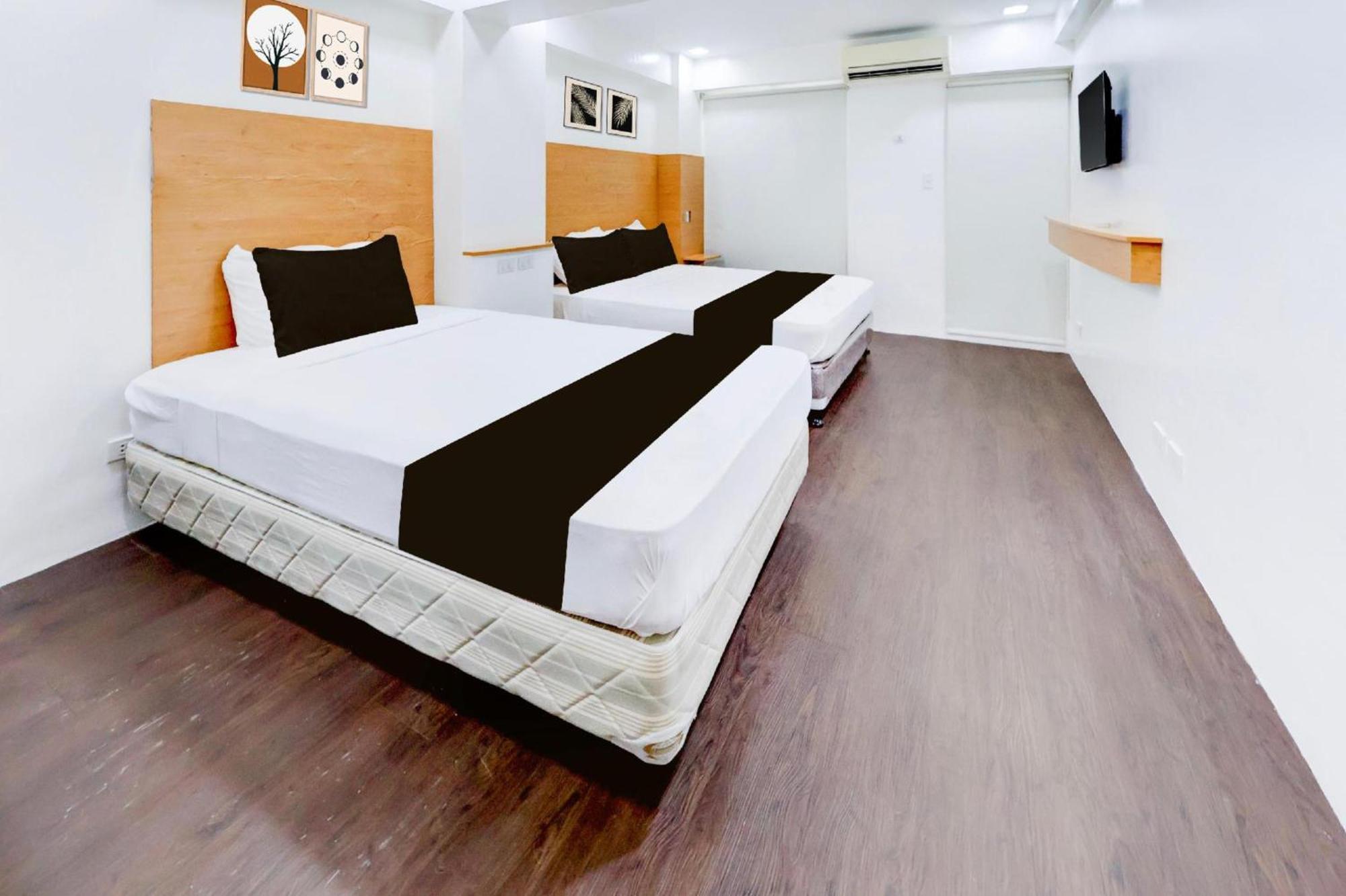 Townhouse Oak Brblock Boutique & Residences, Kalayaan Avenue, Near Ayala Mall, Poblacion, Makati,
