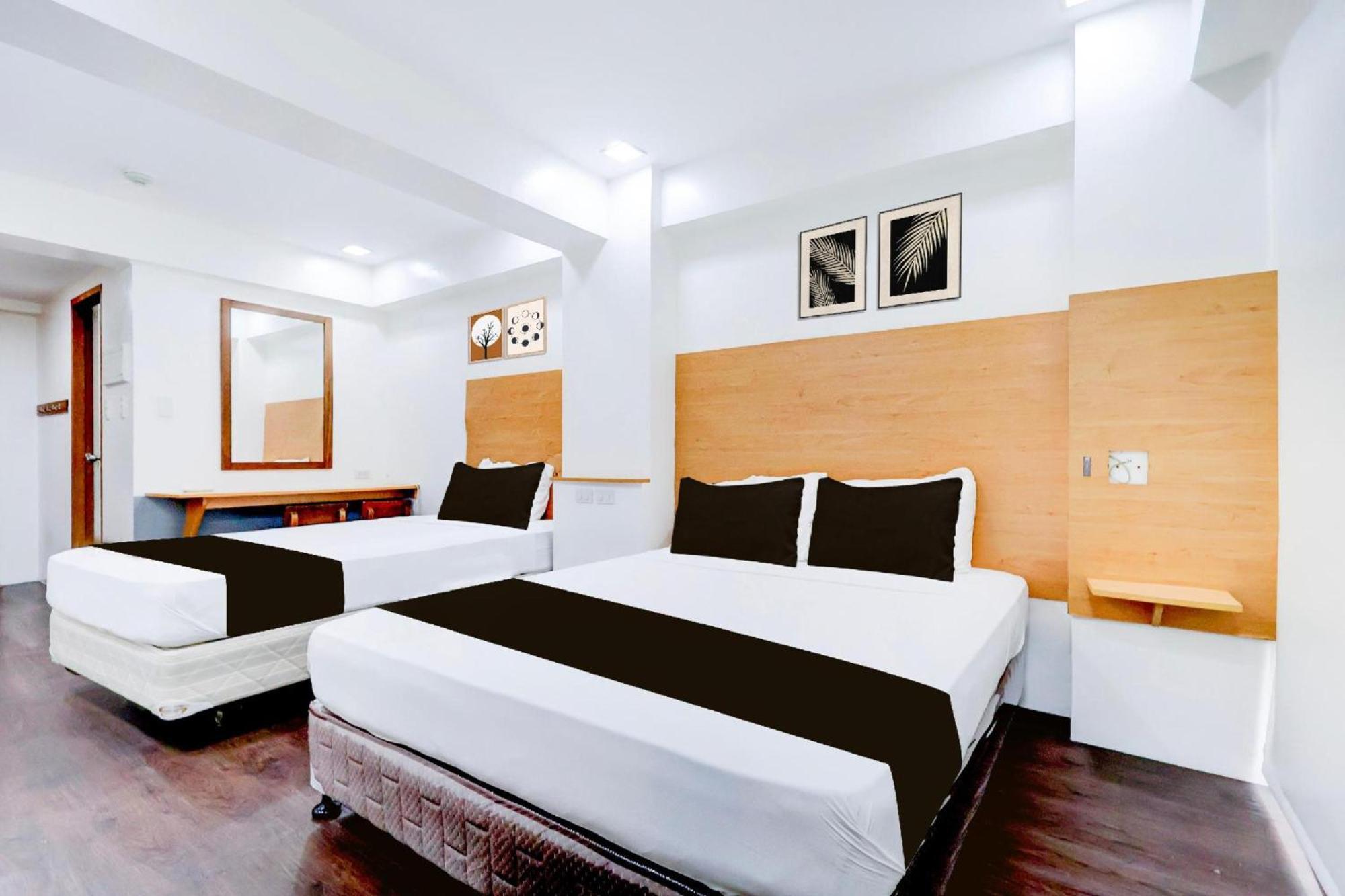 Townhouse Oak Brblock Boutique & Residences, Kalayaan Avenue, Near Ayala Mall, Poblacion, Makati, Hotel