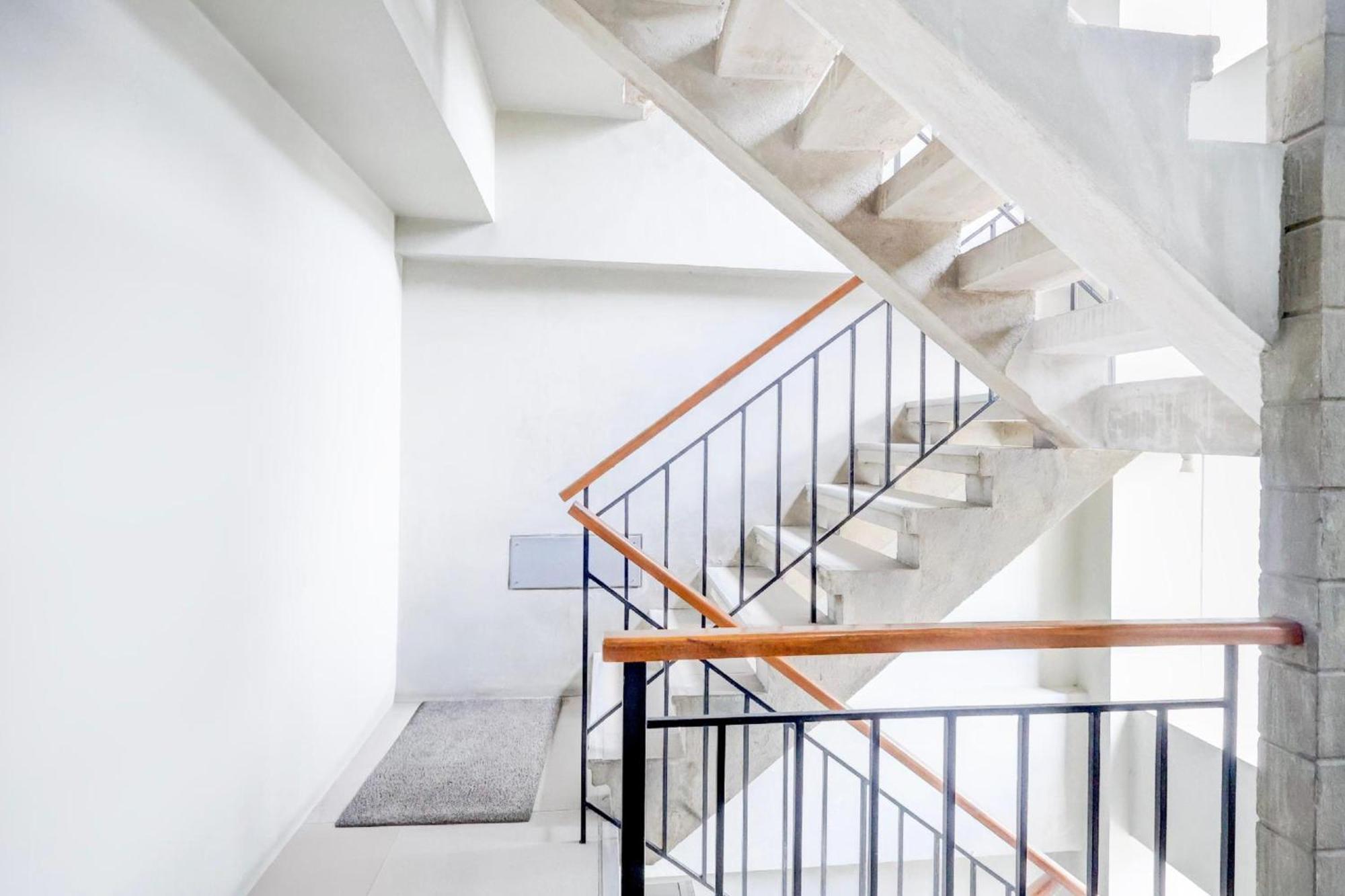 Townhouse Oak Brblock Boutique & Residences, Kalayaan Avenue, Near Ayala Mall, Poblacion, Makati, 3*