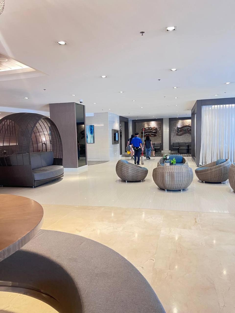 Apartment Unistay Shore Res With Bal Bay View Nr Moa