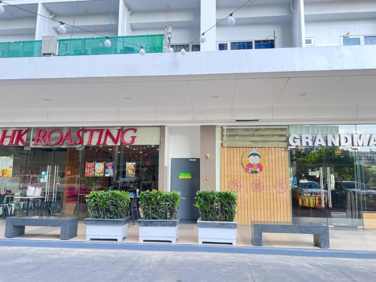 Apartment Unistay Shore Res With Bal Bay View Nr Moa