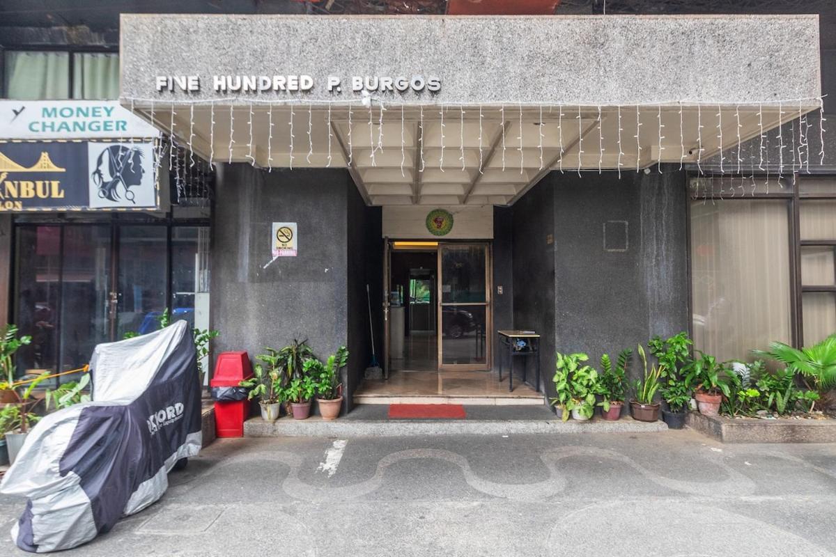 Stylish Hip In The Heart Of Poblacion, Apartment