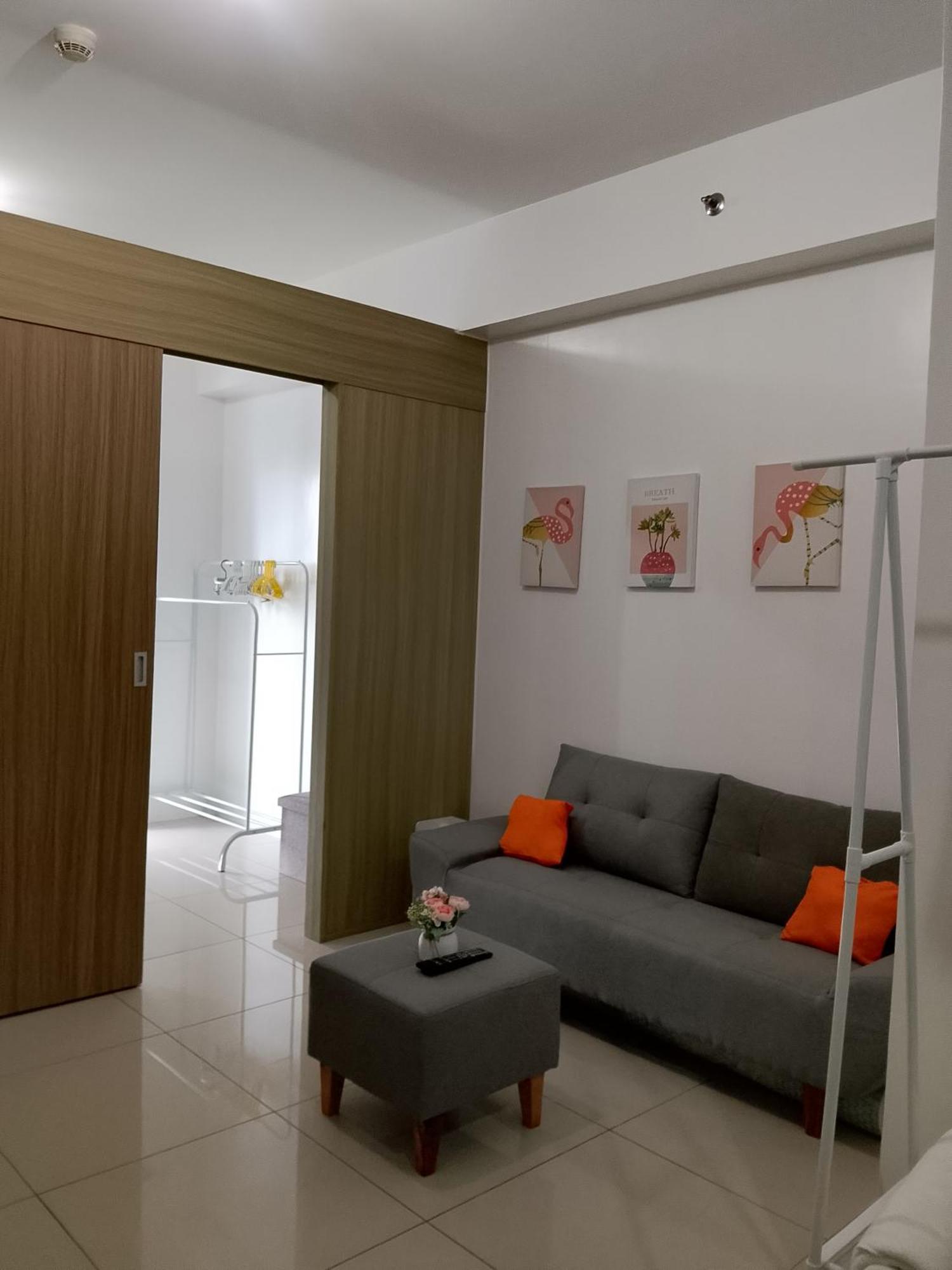 Joyvista Manor With Sunrise Balcony Free Wi-fi Apartment