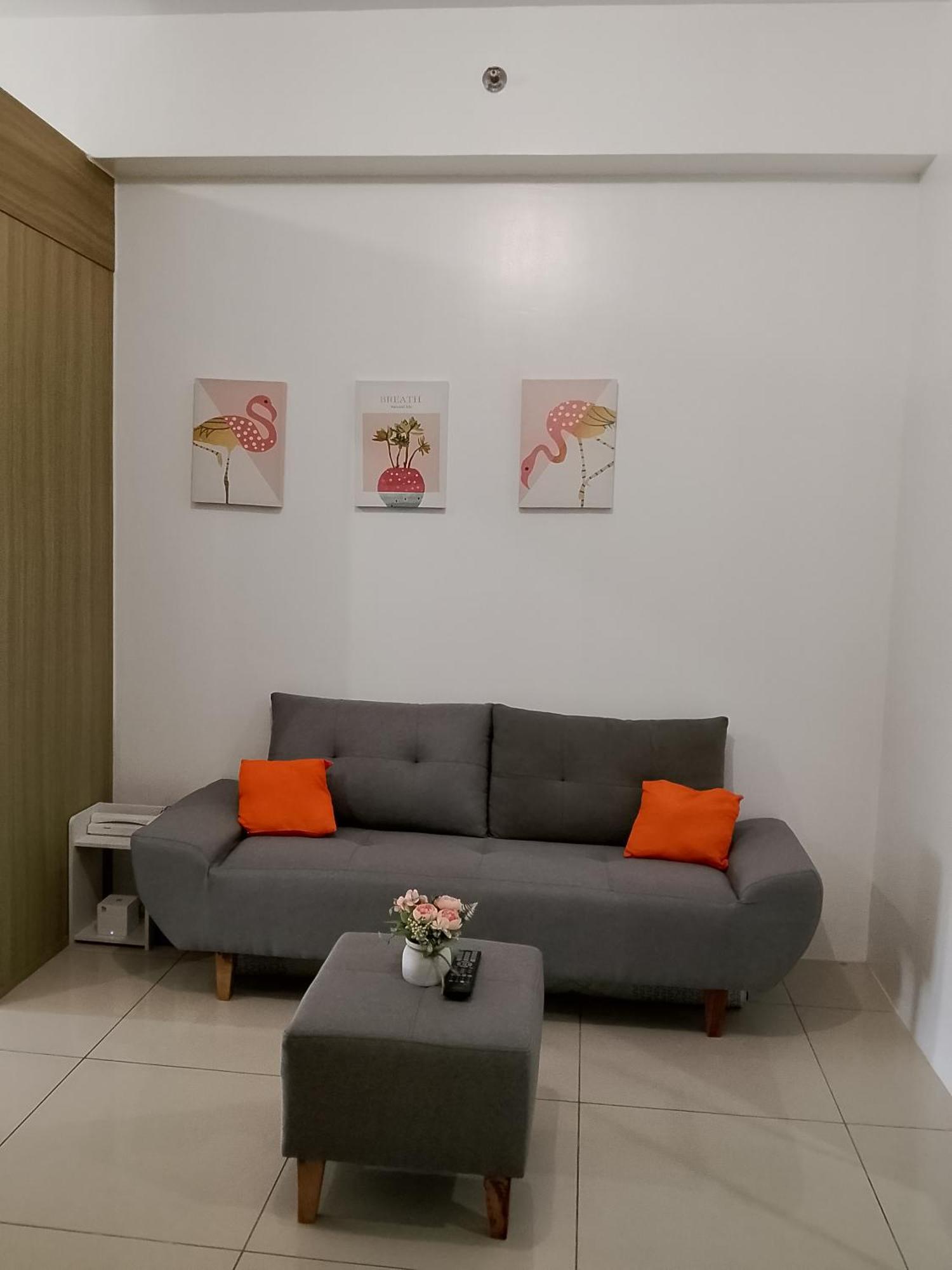 Apartment Joyvista Manor With Sunrise Balcony Free Wi-fi *