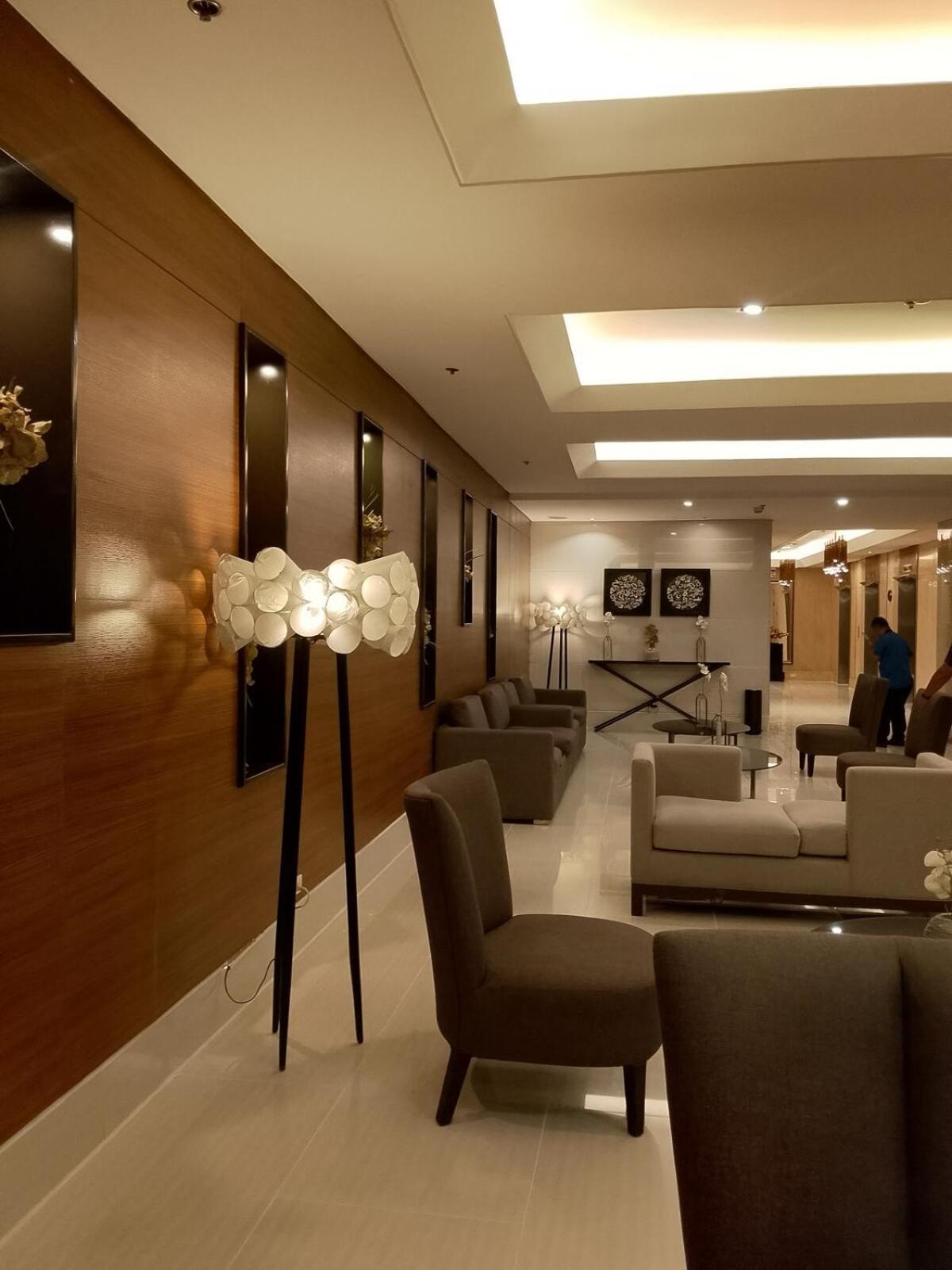 Joyvista Manor With Sunrise Balcony Free Wi-fi Apartment Manila