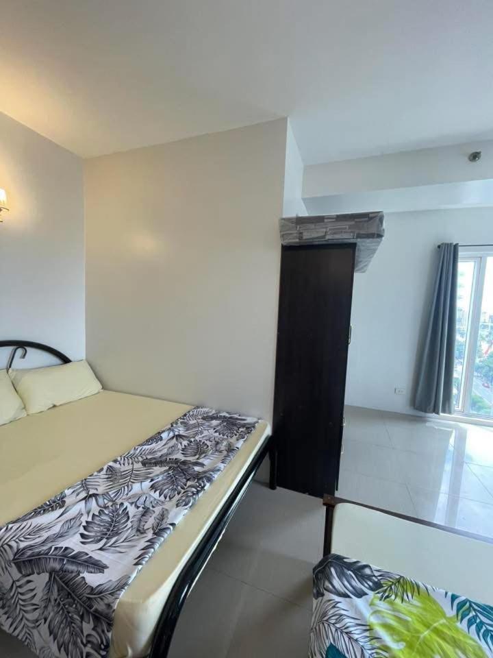 Shell Apartment