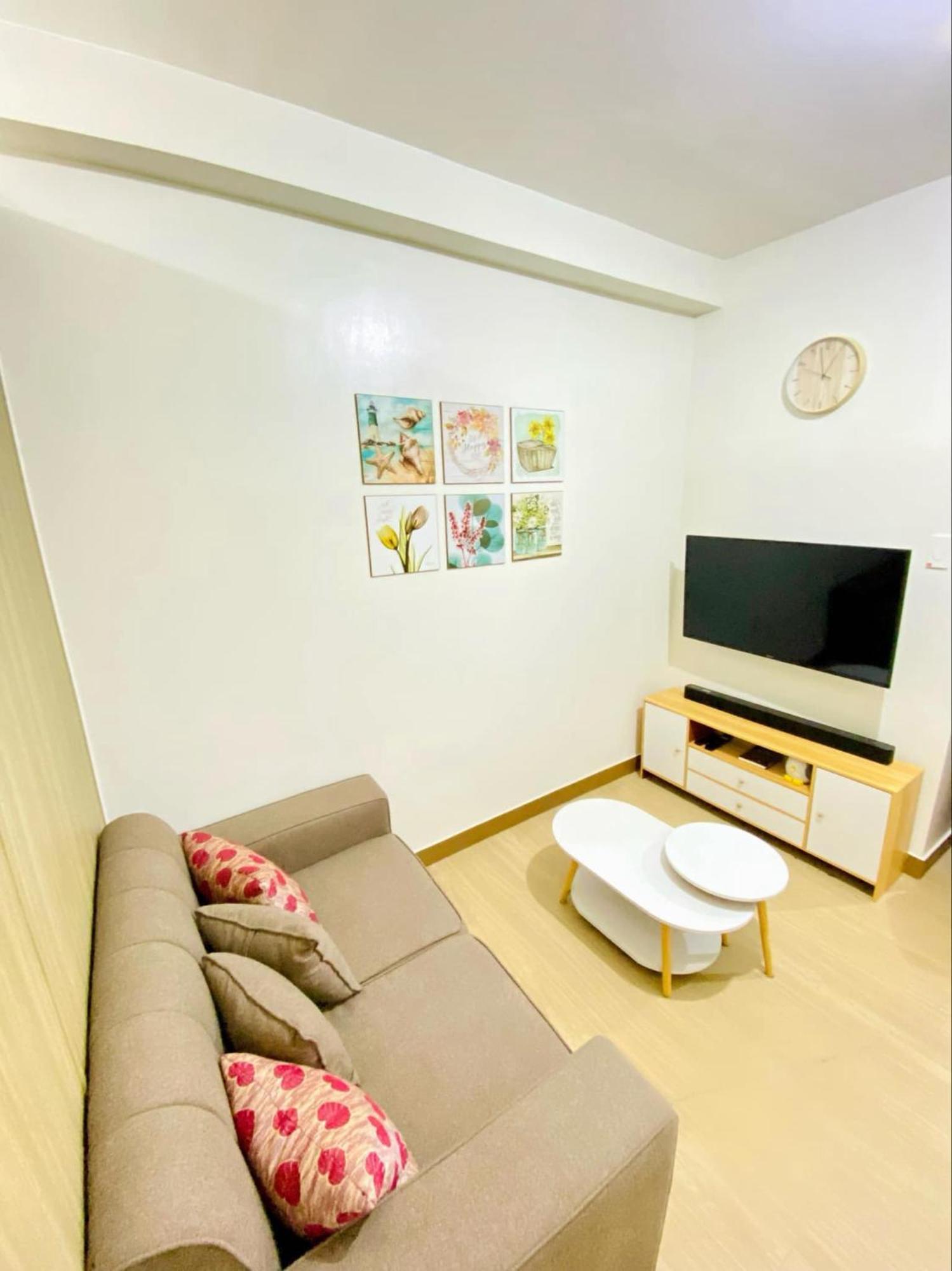 Rs Haven At Trees Hostel Quezon City