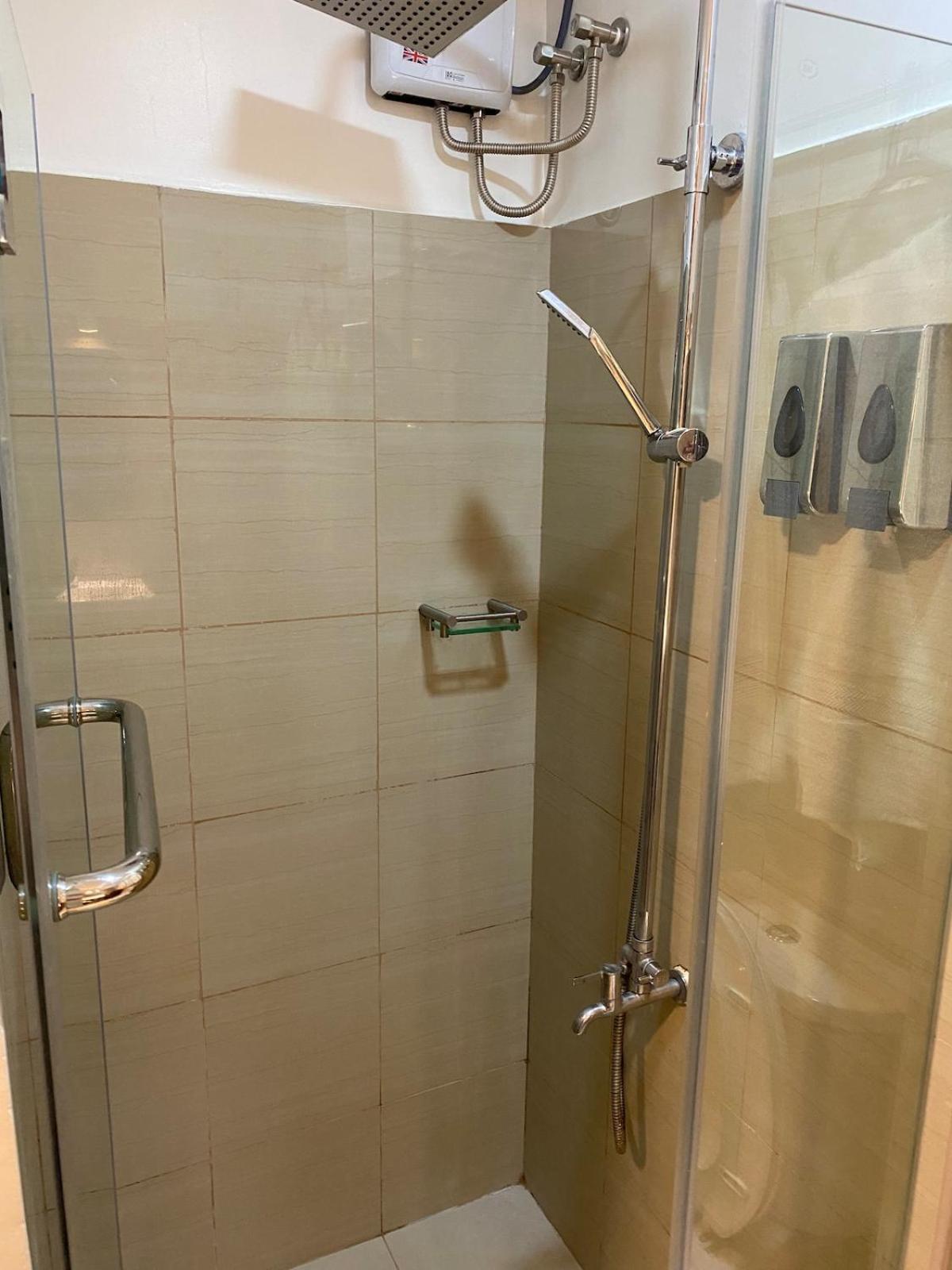 The Grand Staycation At Moa - Unit 7102 Hotel-like Apartment Manila