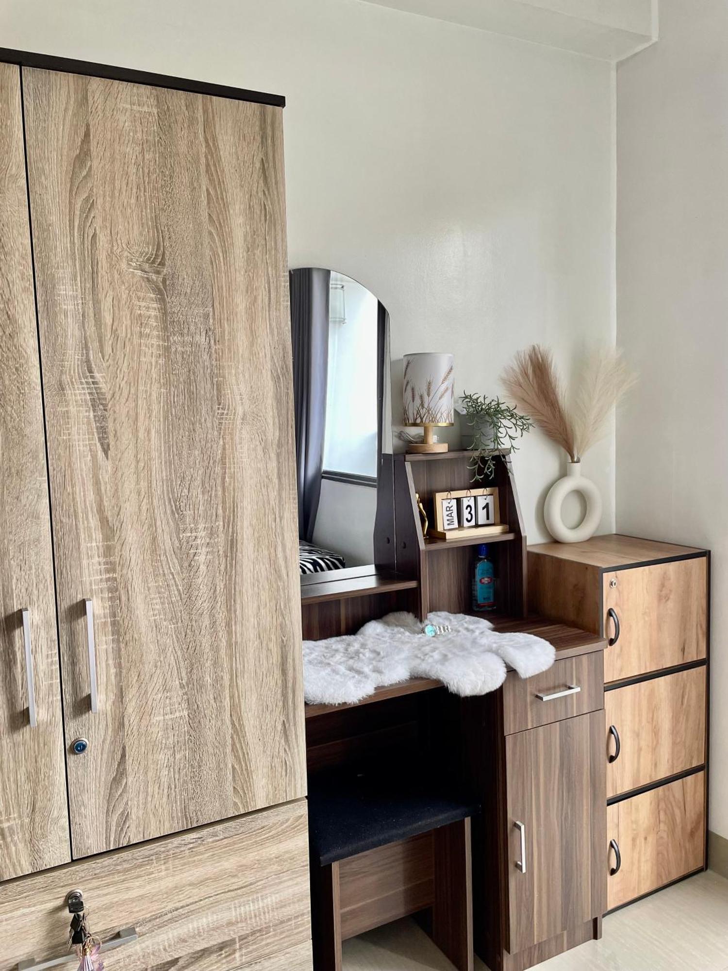 12 Minutes From Mall Of - Spacious With Balcony & Hot Shower * Manila